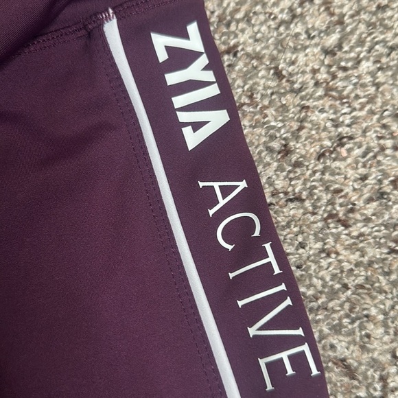 ZYIA active leggings size 12 - Picture 6 of 8